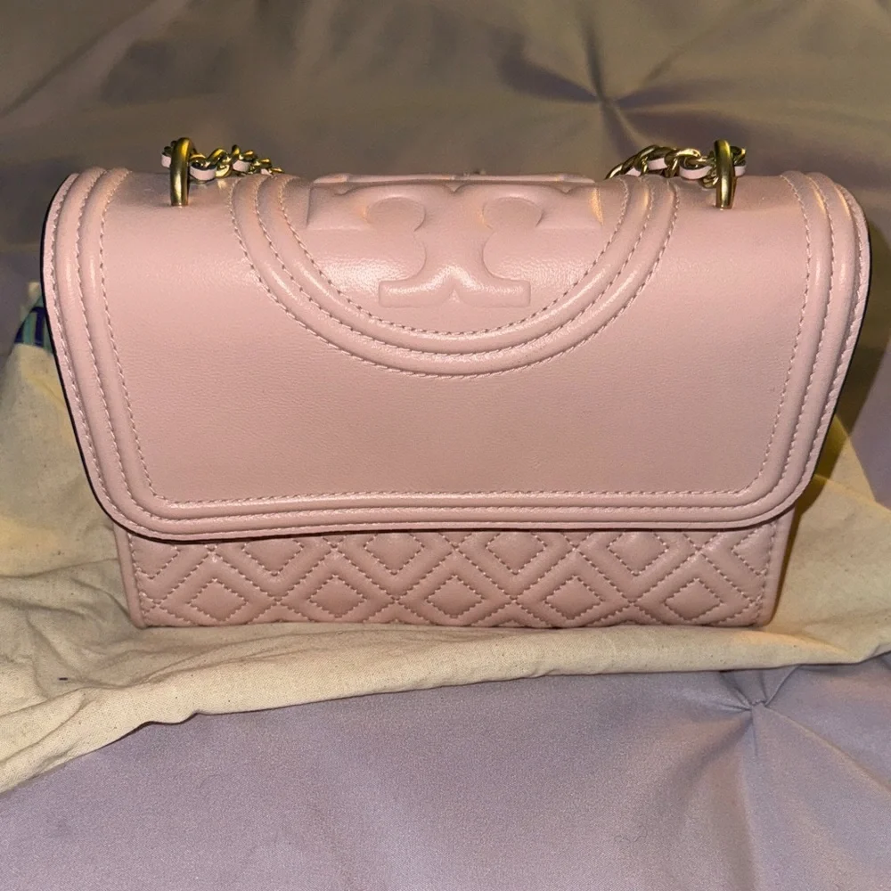 Tory Burch Fleming Convertible Shoulder Bag Shell Pink- USED LIKE NEW. - Picture 12 of 13